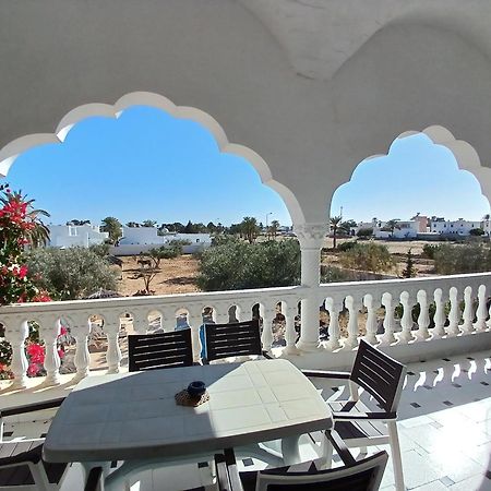 Menzel Churasco Djerba Aghīr Exteriör bild