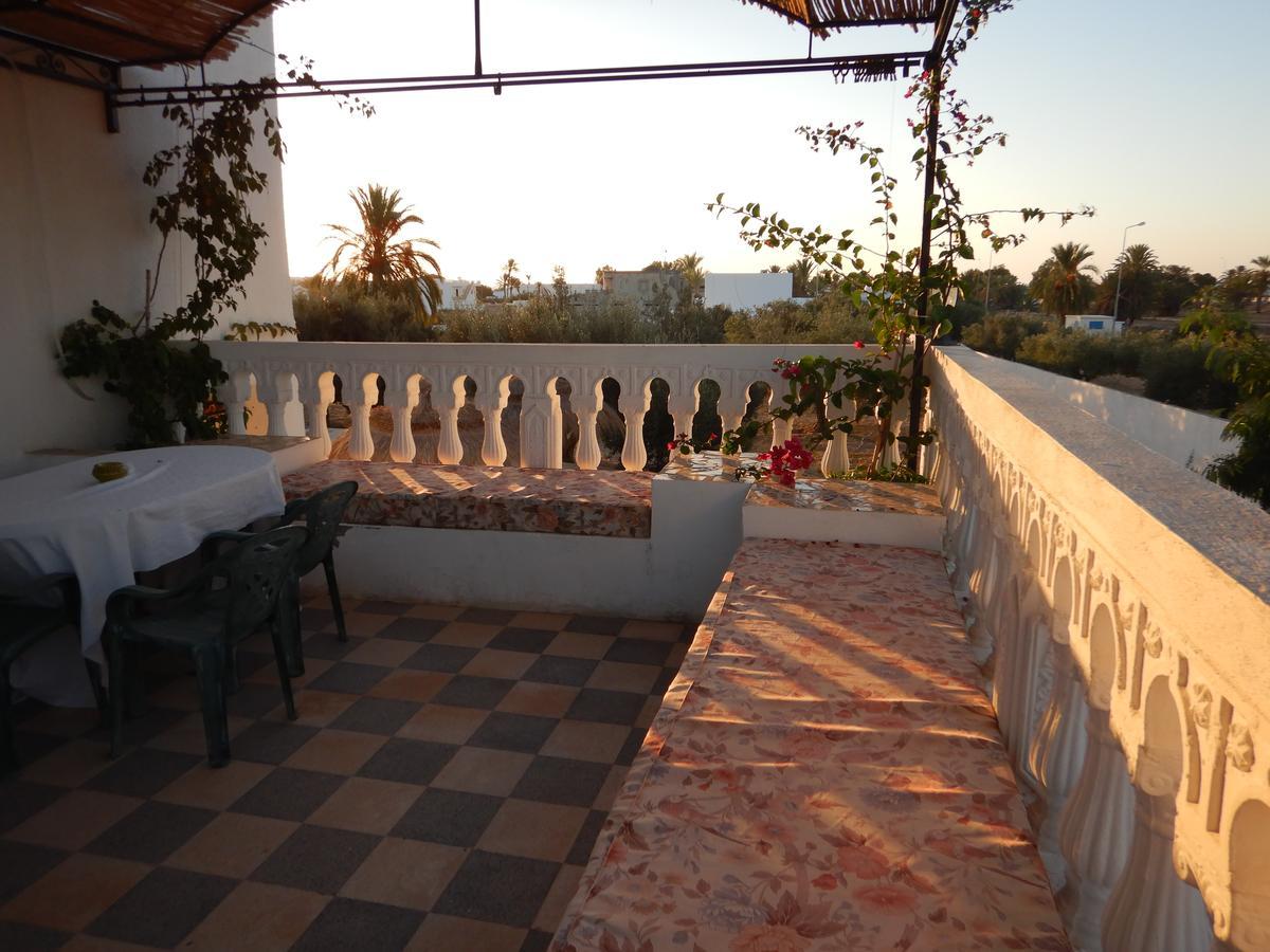 Menzel Churasco Djerba Aghīr Exteriör bild