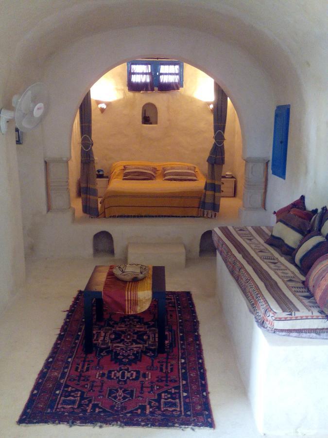 Menzel Churasco Djerba Aghīr Exteriör bild