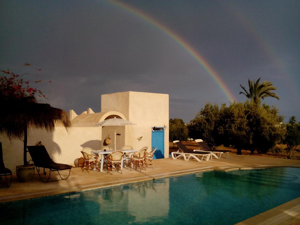 Menzel Churasco Djerba Aghīr Exteriör bild