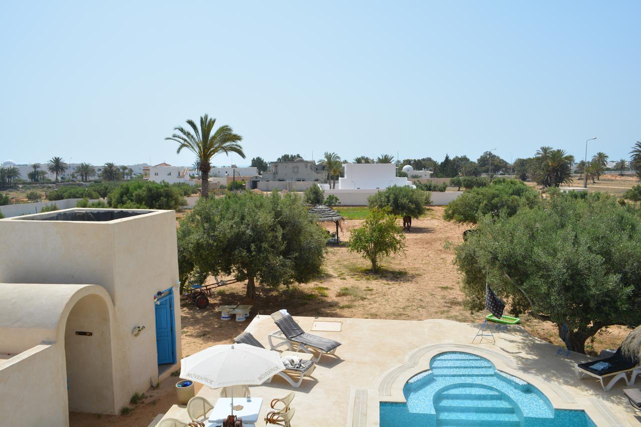 Menzel Churasco Djerba Aghīr Exteriör bild