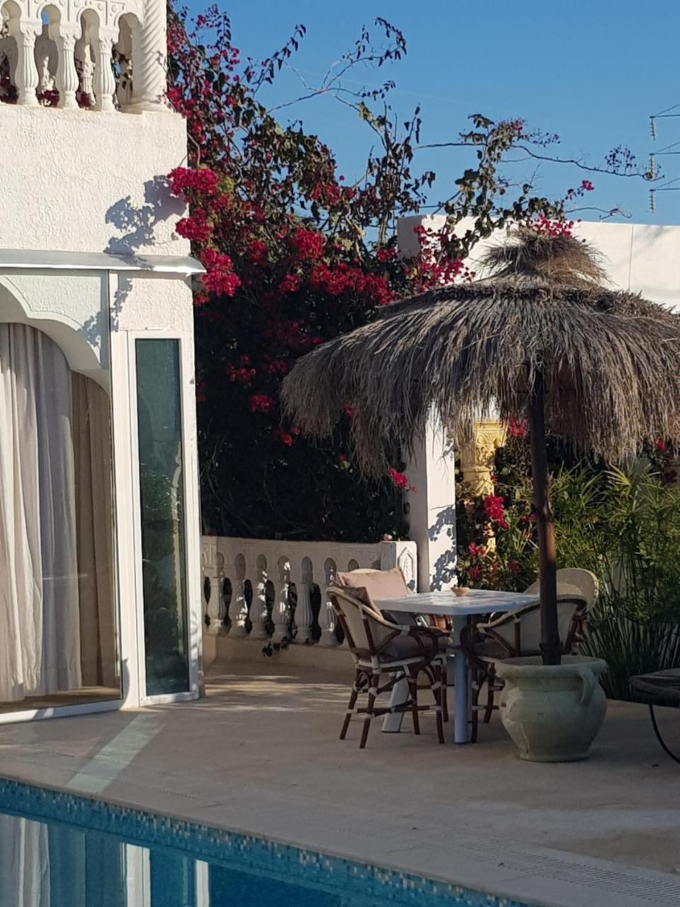 Menzel Churasco Djerba Aghīr Exteriör bild