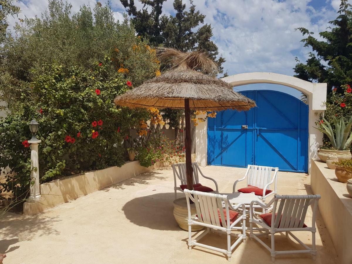 Menzel Churasco Djerba Aghīr Exteriör bild
