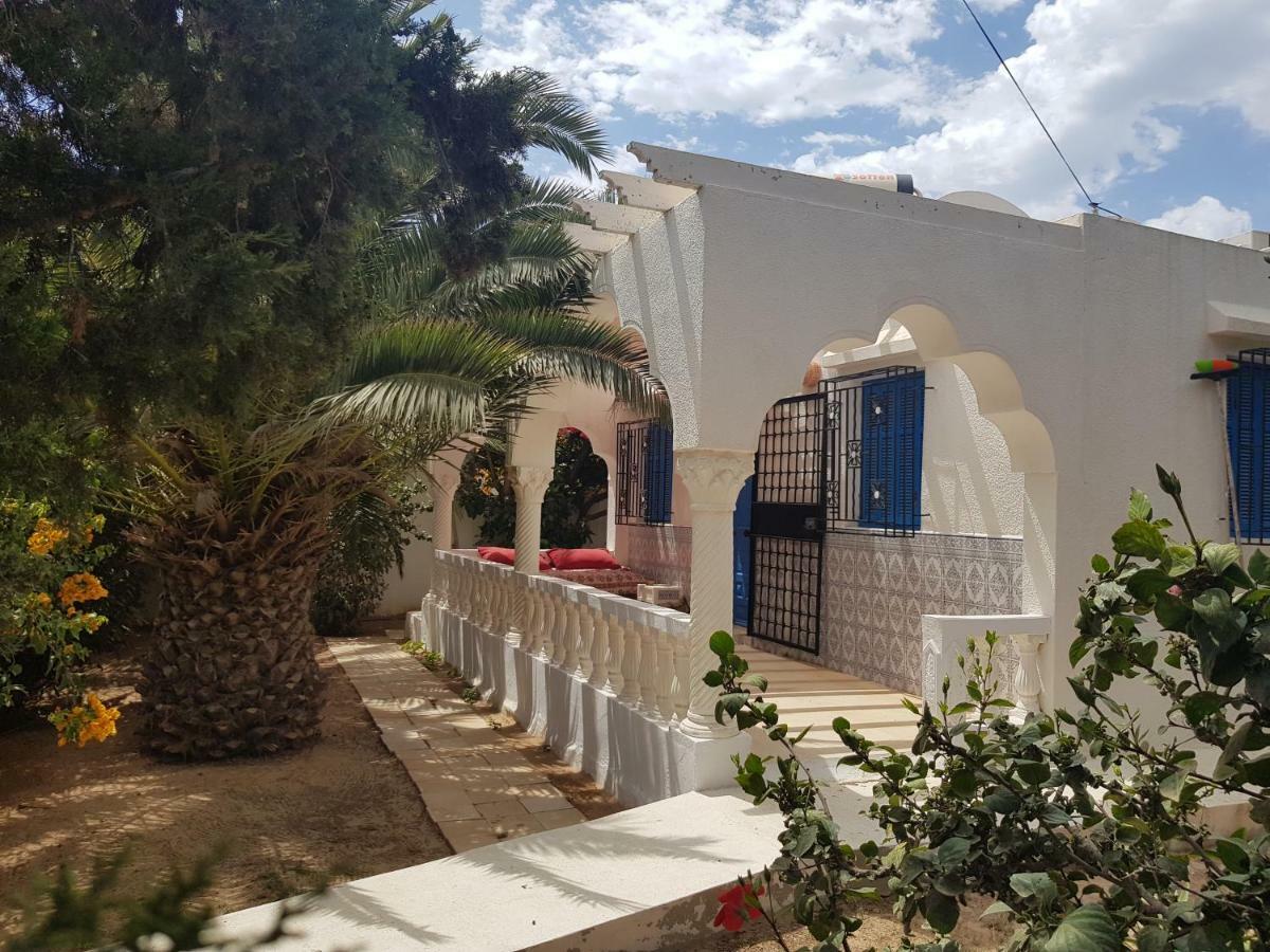 Menzel Churasco Djerba Aghīr Exteriör bild