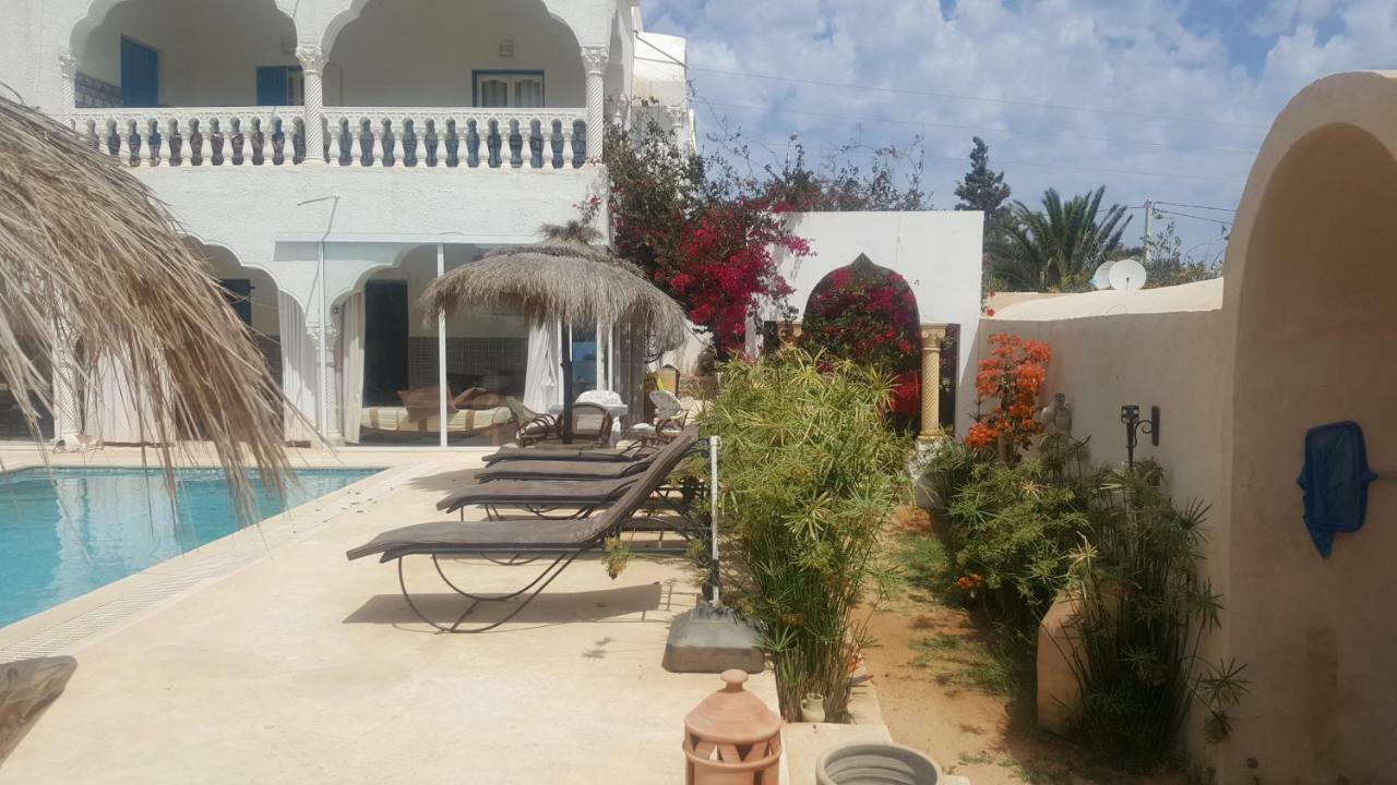Menzel Churasco Djerba Aghīr Exteriör bild